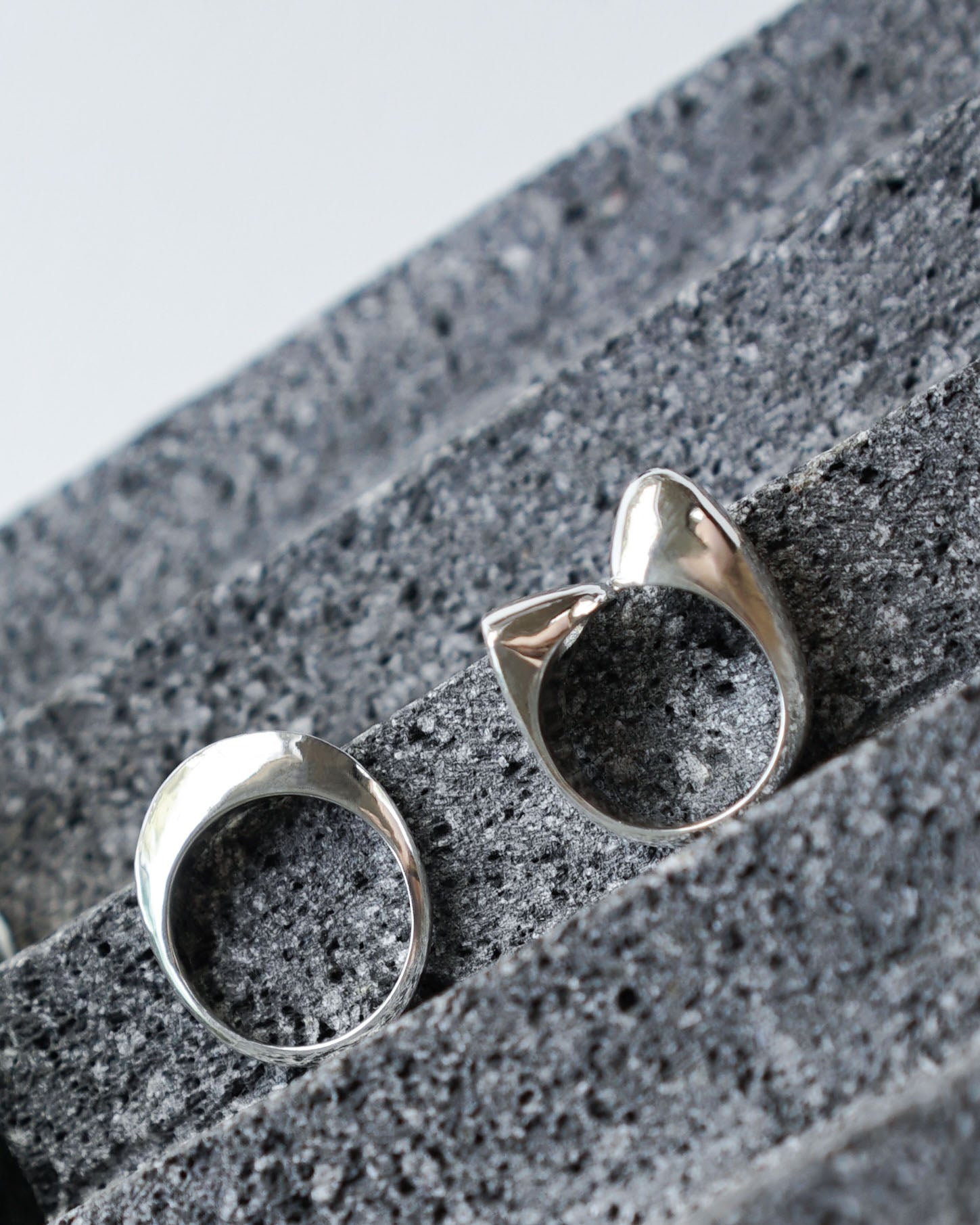 Knife Edge Dome Ring